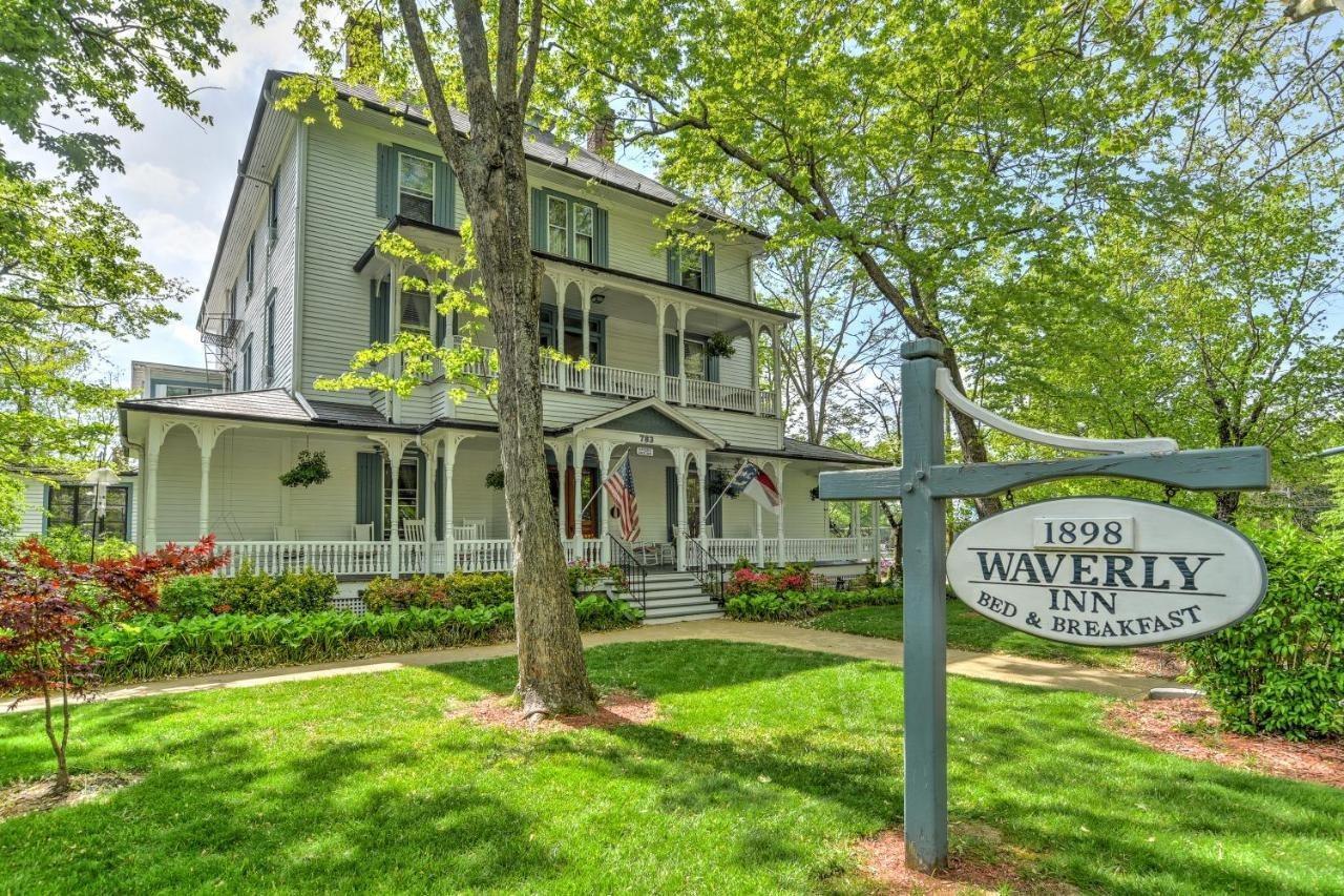 1898 Waverly Inn Hendersonville Exteriér fotografie