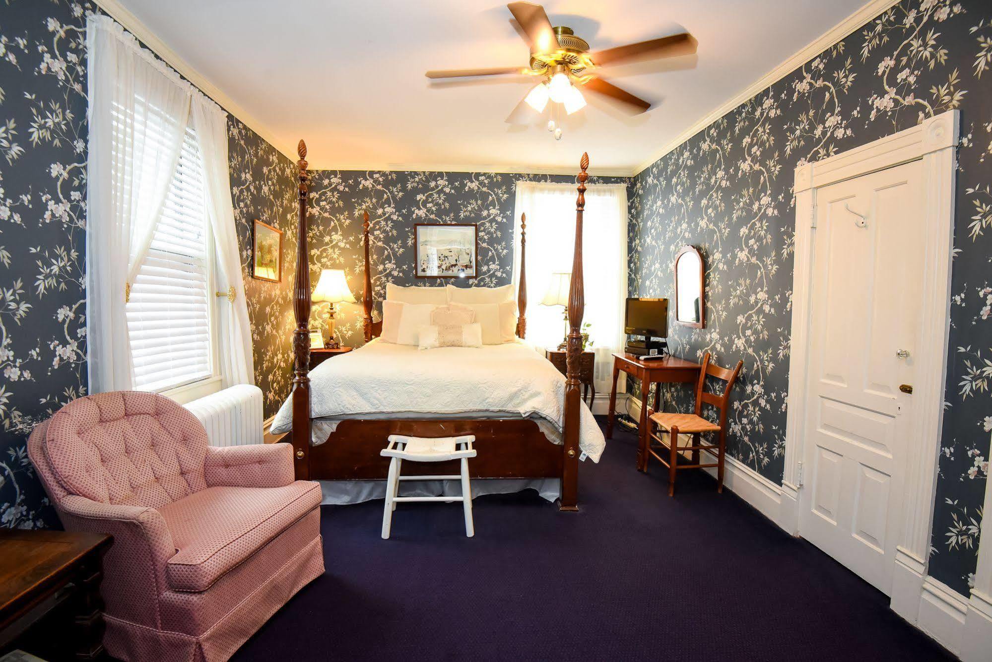 1898 Waverly Inn Hendersonville Exteriér fotografie